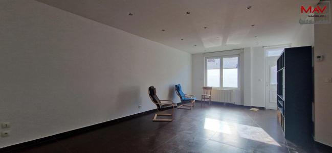 For rent Madeleine 3 rooms 76 m2 Nord (59110) photo 3