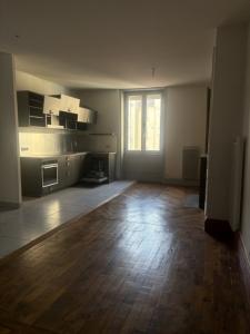 For rent Lyon-3eme-arrondissement 2 rooms 65 m2 Rhone (69003) photo 1