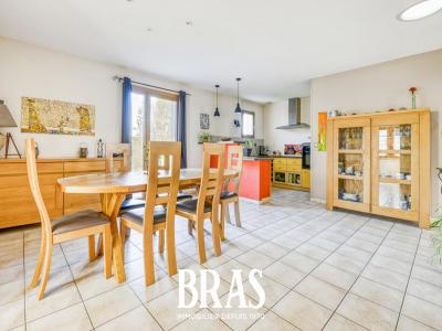 For sale Saint-sebastien-sur-loire 6 rooms 137 m2 Loire atlantique (44230) photo 3