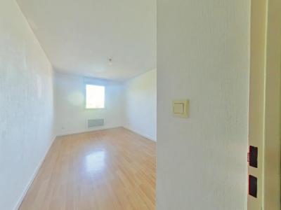 For sale Toulouse 3 rooms 63 m2 Haute garonne (31200) photo 1