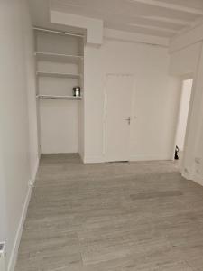 For sale Paris-15eme-arrondissement 2 rooms 27 m2 Paris (75015) photo 4