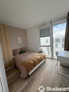 For rent Begles 1 room 10 m2 Gironde (33130) photo 0