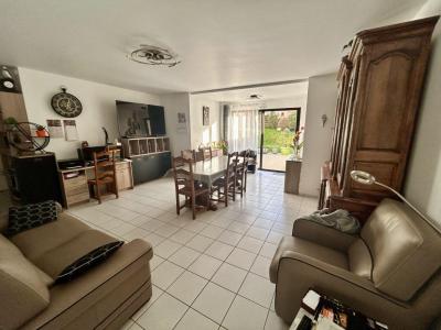 For sale AU PORTES DU CENTRE VILLE 3 rooms 74 m2 Cotes d'armor (22700) photo 0