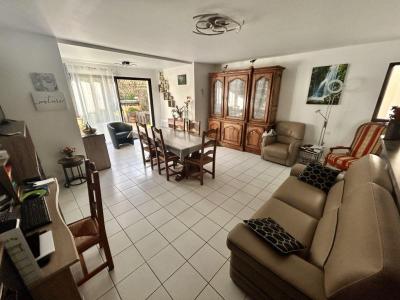 For sale AU PORTES DU CENTRE VILLE 3 rooms 74 m2 Cotes d'armor (22700) photo 2