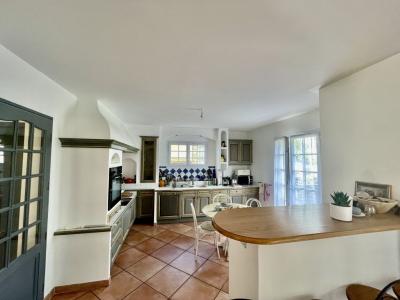 For sale 170 m2 Val d'Oise (95150) photo 3