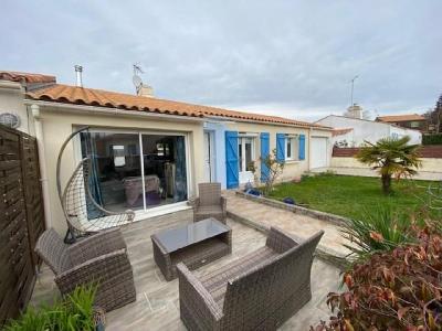 For sale 3 rooms 73 m2 Vendee (85340) photo 1