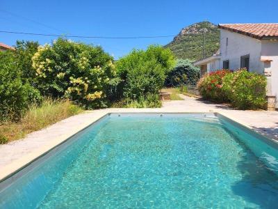 For sale 6 rooms 90 m2 Gard (30500) photo 1