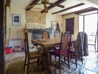 For sale 7 rooms 177 m2 Deux sevres (79120) photo 2