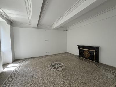 For sale TRIANGLE UZES NIMES AVIGN 4 rooms 360 m2 Gard (30700) photo 3