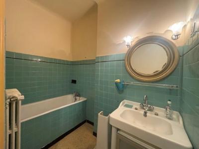 For sale CENTRE VILLAGE 6 rooms 110 m2 Gard (30210) photo 2