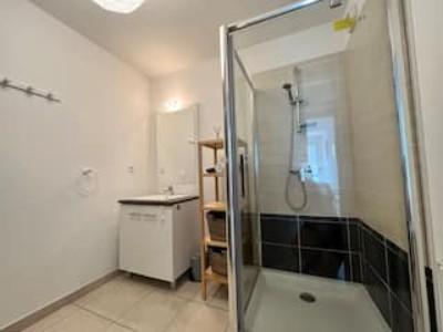 Louer Appartement 42 m2 Antibes