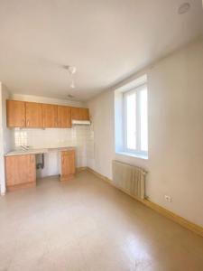 For sale Riom 4 rooms 90 m2 Puy de dome (63200) photo 2