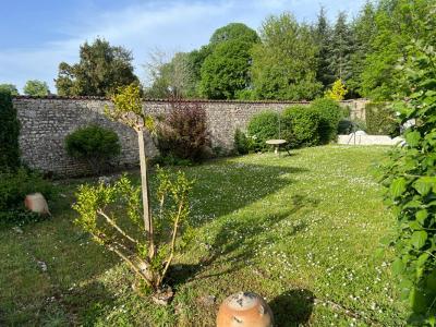 For sale Saint-maixent-l'ecole 4 rooms 120 m2 Deux sevres (79400) photo 0