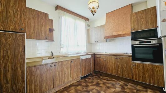 For sale Saint-doulchard 4 rooms 100 m2 Cher (18230) photo 4