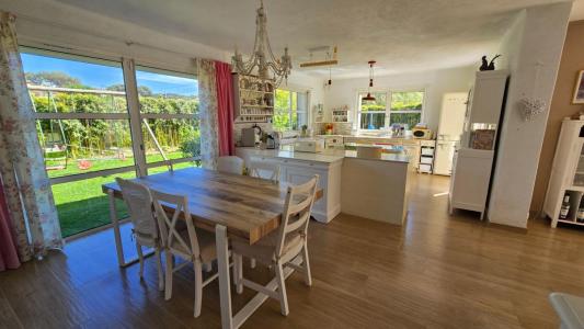 For sale Six-fours-les-plages 6 rooms 200 m2 Var (83140) photo 4