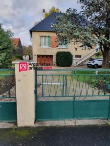 For sale Argenton-sur-creuse 4 rooms 110 m2 Indre (36200) photo 0