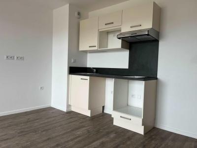 For rent Tours 2 rooms 40 m2 Indre et loire (37000) photo 1
