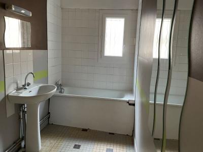 For sale Marray 3 rooms 66 m2 Indre et loire (37370) photo 4