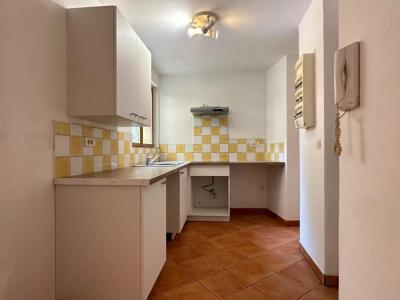 For rent Narbonne 3 rooms 49 m2 Aude (11100) photo 3
