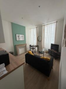 For rent Marseille-2eme-arrondissement 2 rooms 31 m2 Bouches du Rhone (13002) photo 1