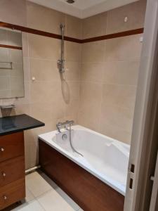 Annonce Location 2 pices Appartement Paris-15eme-arrondissement 75