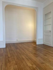 For rent Lyon-7eme-arrondissement 2 rooms 54 m2 Rhone (69007) photo 4