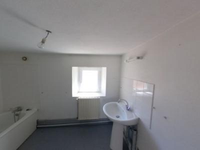 For rent Charenton-du-cher 2 rooms 63 m2 Cher (18210) photo 2