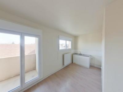 For sale Saint-amand-montrond 1 room 48 m2 Cher (18200) photo 1