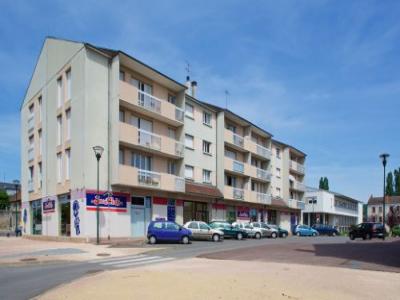 For sale Saint-amand-montrond 1 room 48 m2 Cher (18200) photo 2