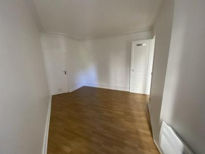 Louer Appartement Paris-11eme-arrondissement 849 euros