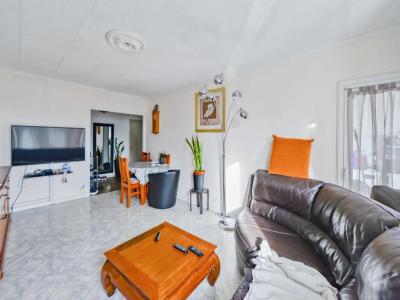 For sale Toulouse 4 rooms 79 m2 Haute garonne (31500) photo 4