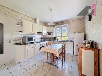 For sale 7 rooms 159 m2 Saone et loire (71850) photo 3