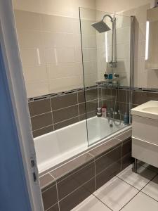For sale 3 rooms 64 m2 Cote d'or (21000) photo 3