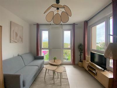 For rent Cenon 1 room 22 m2 Gironde (33150) photo 0