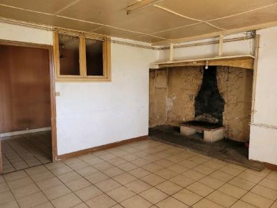 For sale Saint-pierre SAINT PIERRE 3 rooms 60 m2 Cantal (15350) photo 3