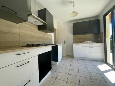 For sale Cestas 4 rooms 85 m2 Gironde (33610) photo 2