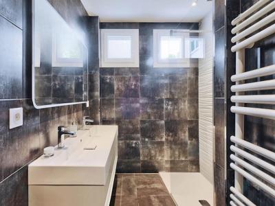 For sale Tassin-la-demi-lune 4 rooms 96 m2 Rhone (69160) photo 4