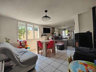 For sale Clayes-sous-bois 4 rooms 74 m2 Yvelines (78340) photo 1