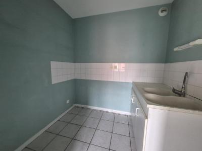 For sale Belleville 3 rooms 67 m2 Rhone (69220) photo 4