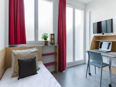 For sale Massy 1 room 17 m2 Essonne (91300) photo 2