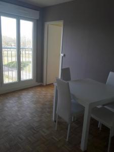 For rent Semur-en-auxois 3 rooms 52 m2 Cote d'or (21140) photo 3