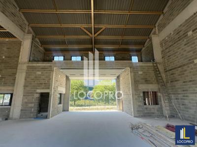 For rent Rognac 380 m2 Bouches du Rhone (13340) photo 2