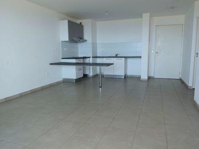 Louer Appartement Saint-denis 748 euros