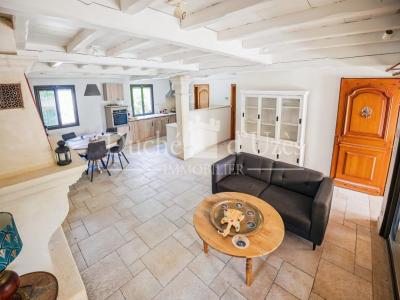 For sale Uzes 5 rooms 197 m2 Gard (30700) photo 2