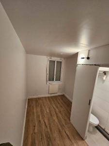 For rent Bourg-la-reine 1 room 10 m2 Hauts de Seine (92340) photo 1