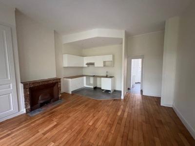 For rent Lyon-5eme-arrondissement 3 rooms 55 m2 Rhone (69005) photo 0