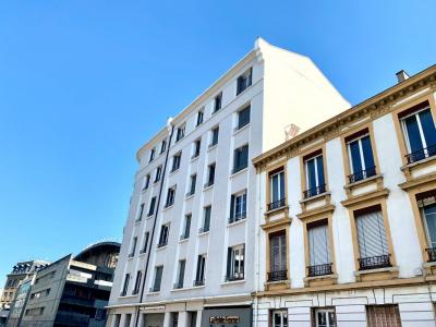 For sale Lyon-8eme-arrondissement 2 rooms 46 m2 Rhone (69008) photo 0