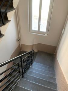 For sale Lyon-8eme-arrondissement 2 rooms 46 m2 Rhone (69008) photo 3