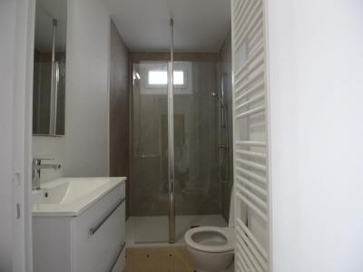 For rent Reze 2 rooms 40 m2 Loire atlantique (44400) photo 4