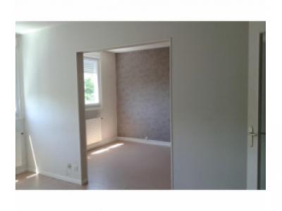 Louer Appartement 78 m2 Saint-sernin-du-bois